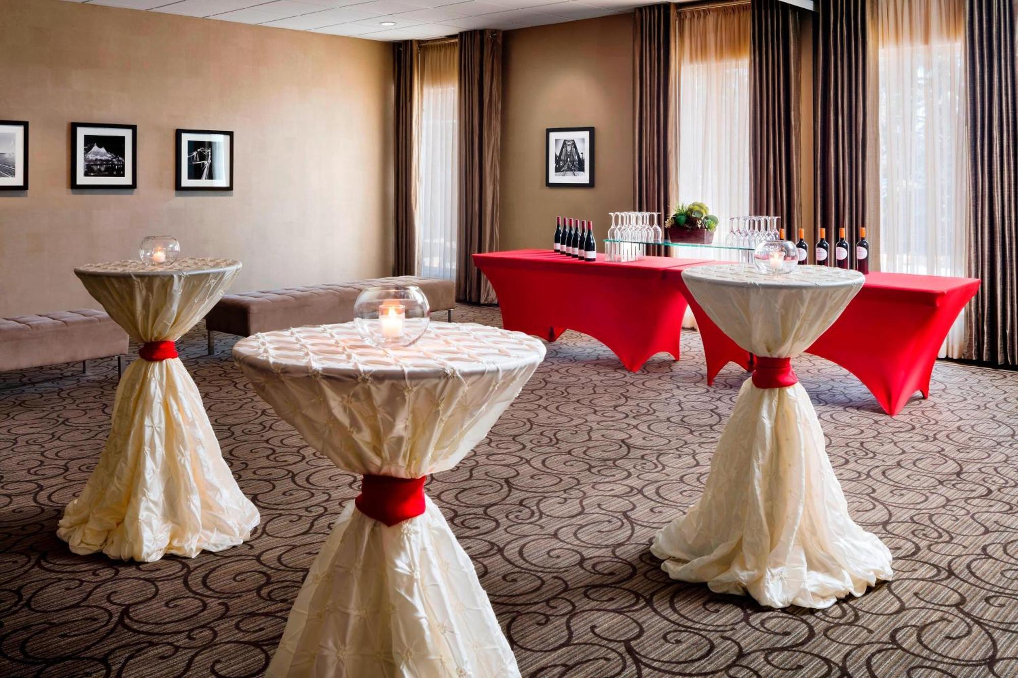 Delta Hotels By Marriott Sault Ste. Marie Waterfront מראה חיצוני תמונה