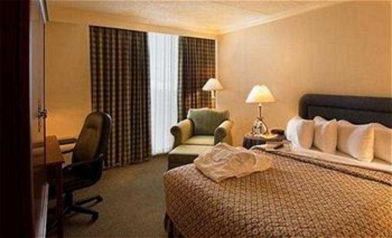 Delta Hotels By Marriott Sault Ste. Marie Waterfront חדר תמונה